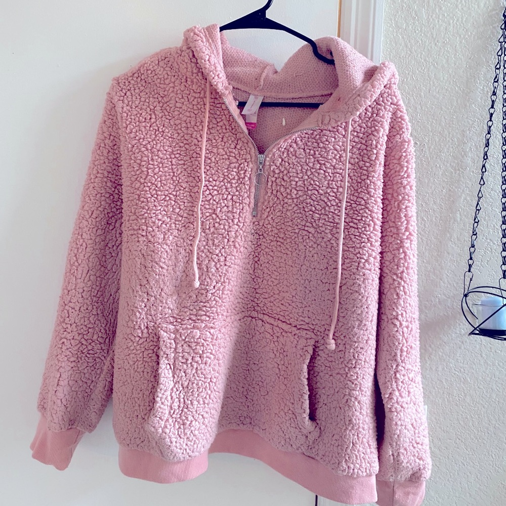 Xhiliaration Fuzzy Hoodie Size XXL